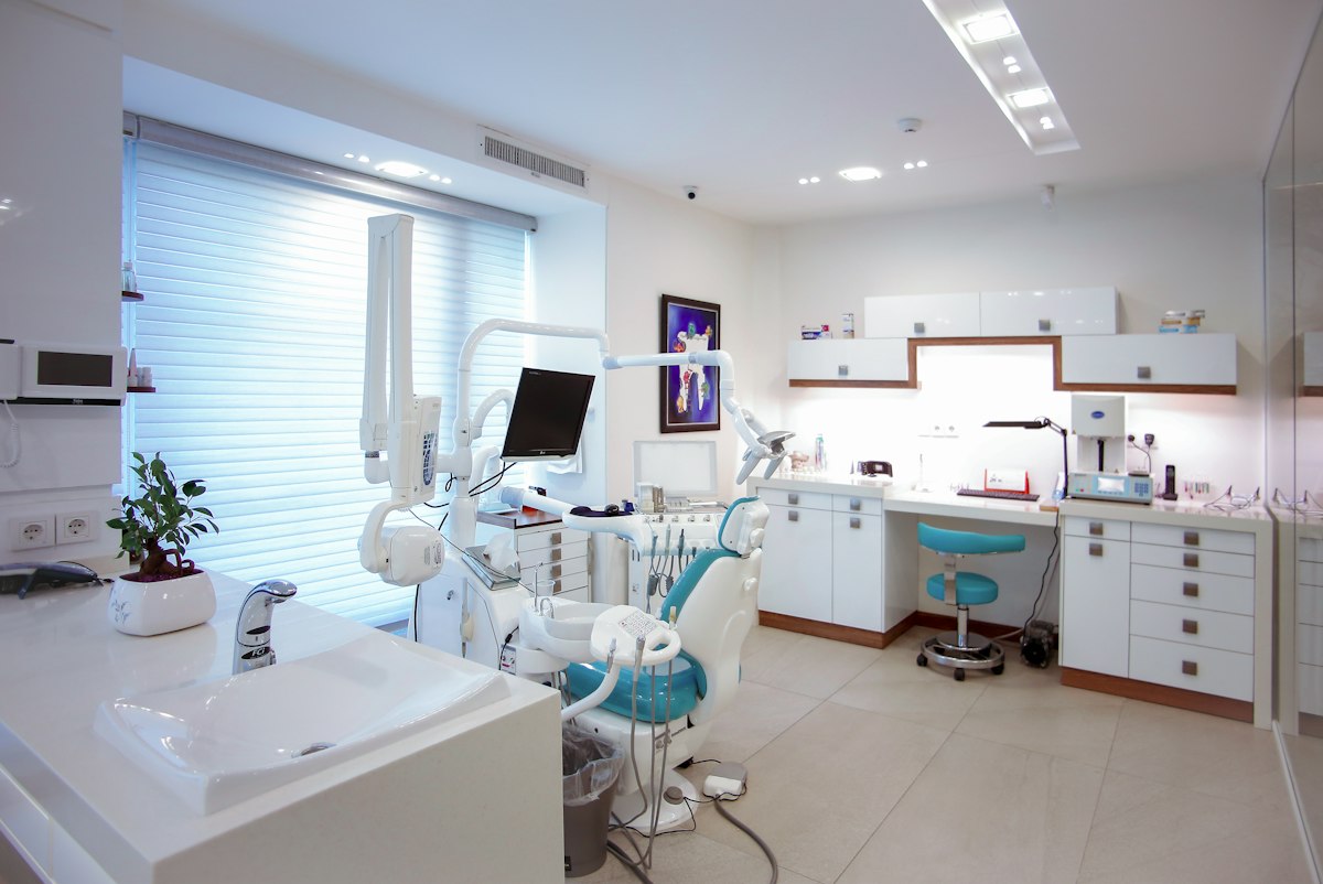 Featured image for article: How Often Should You Visit the Dentist?